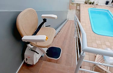 Ameriglide outdoor stair lift
